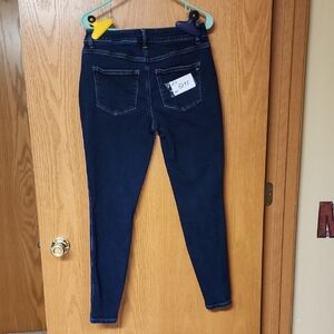 Maurices Women's Dark Blue Jeans MR number 5095